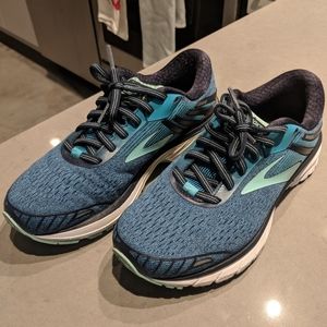 Brooks Adrenaline GTS
